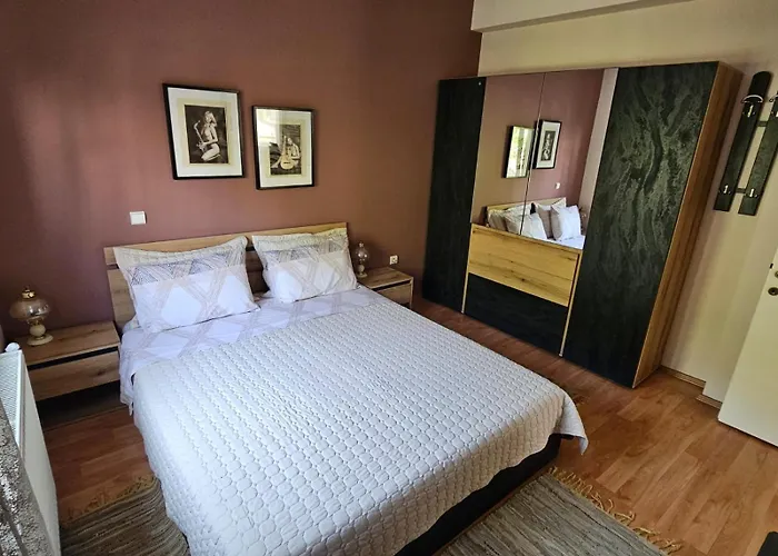 Daire Hillside View Káto Loutrákion