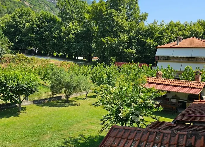 Hillside View Káto Loutrákion